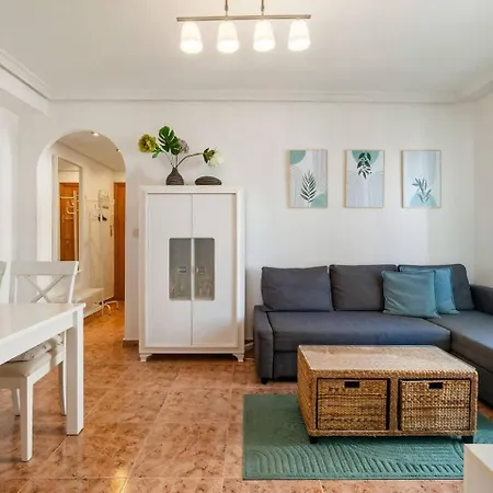 Amplio Con Excelente Ubicacion Apartamento Torrevieja